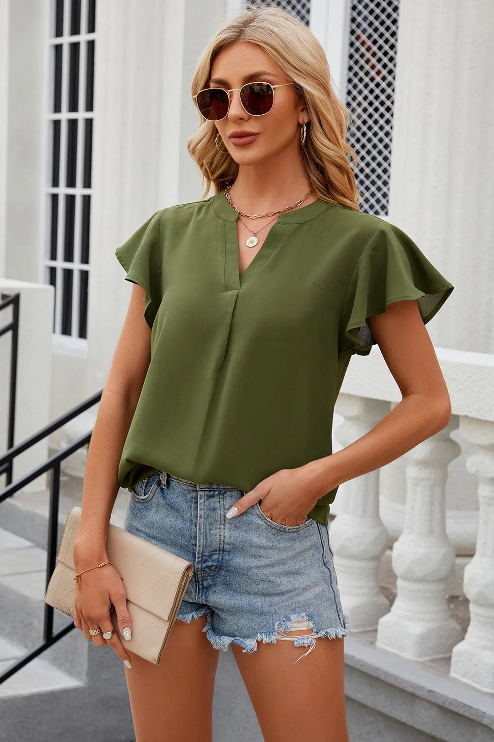 Solid color V-neck loose short sleeved chiffon top for women