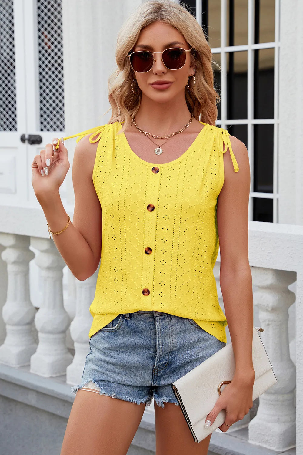 Solid color round neck button drawstring loose vest