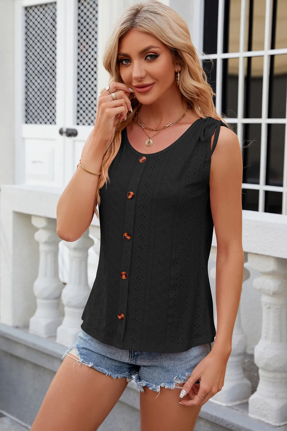 Solid color round neck button drawstring loose vest