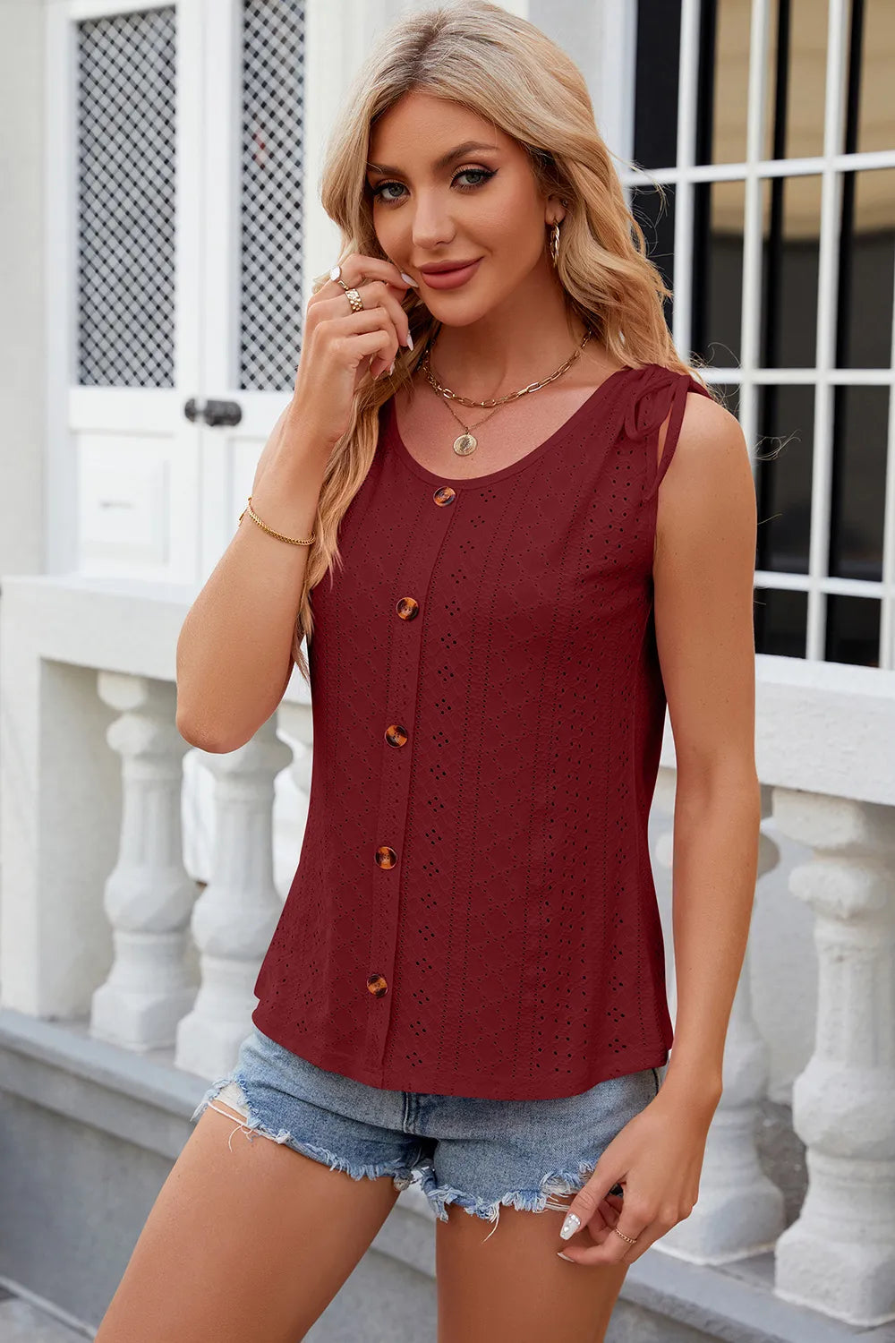 Solid color round neck button drawstring loose vest