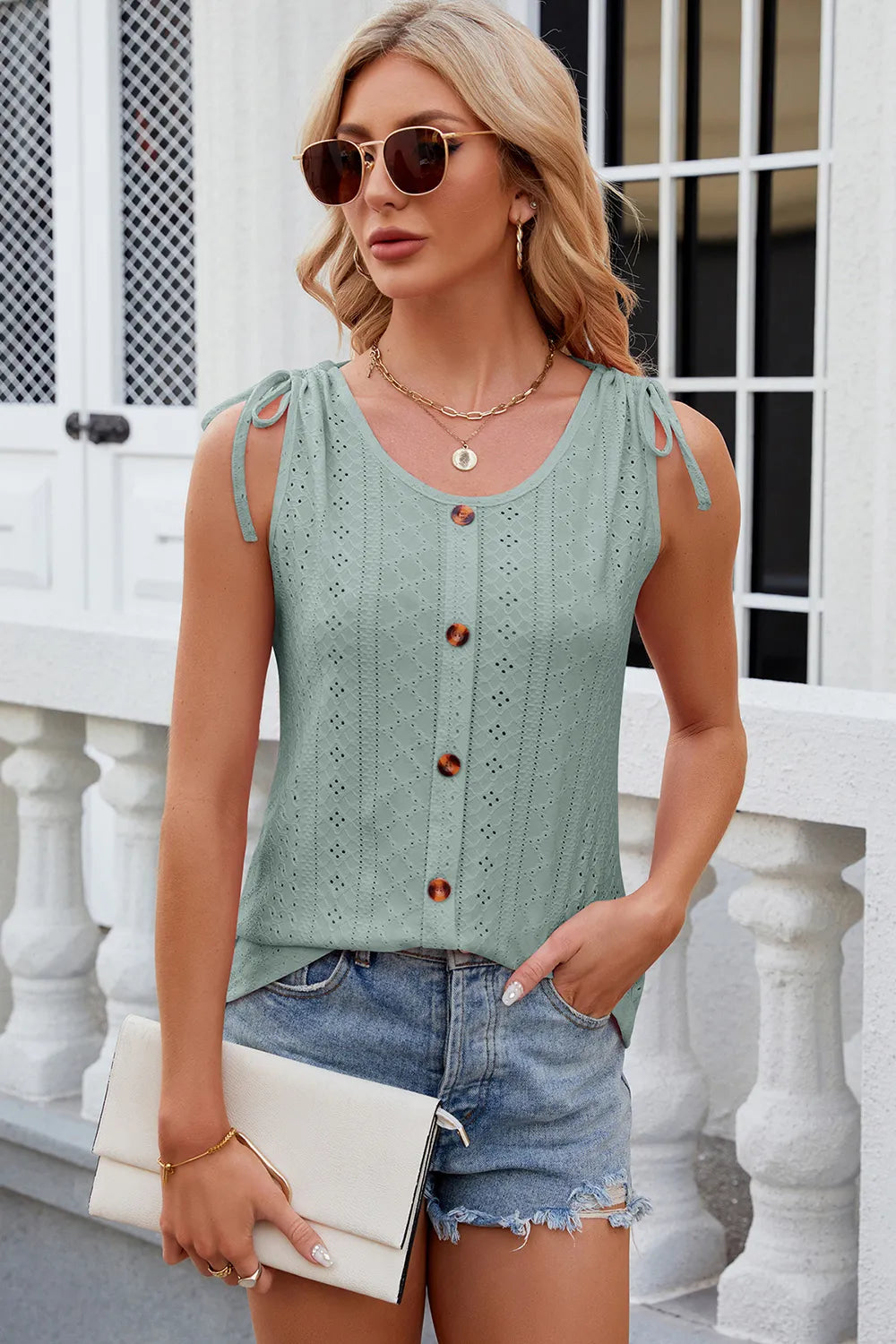 Solid color round neck button drawstring loose vest