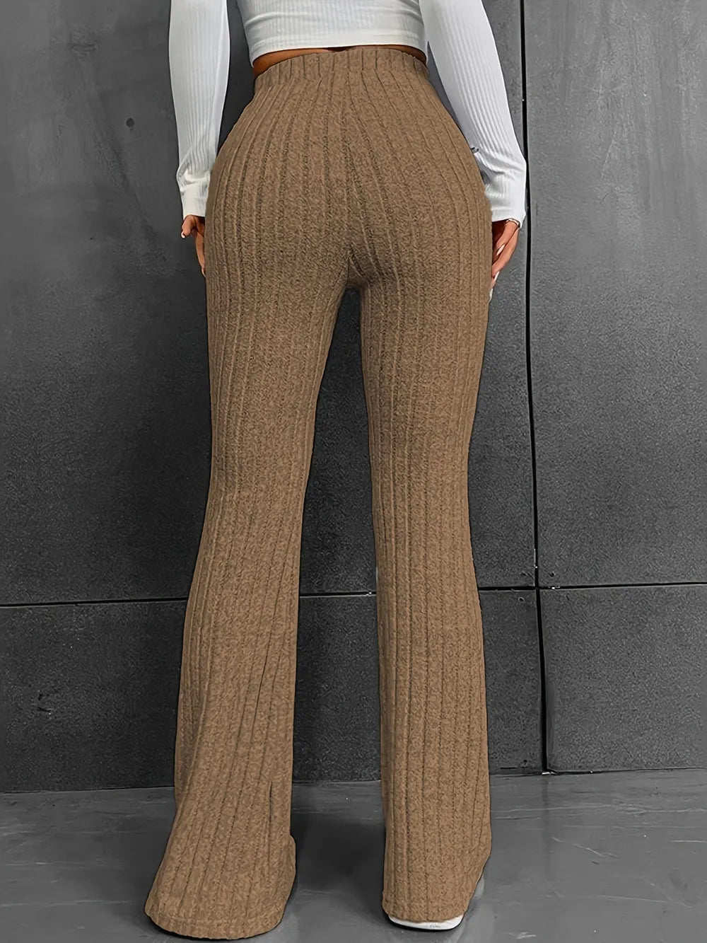 Fashionable and casual solid color micro flared high waisted pants for women
