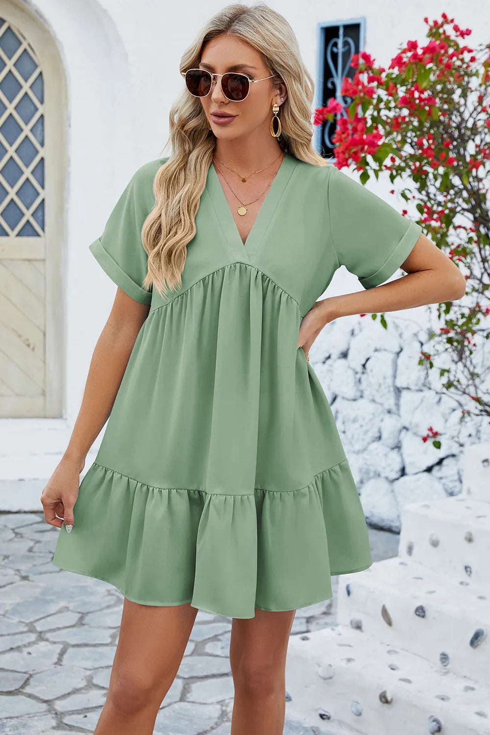 Spring and summer new solid color V-neck loose pleated dress for women