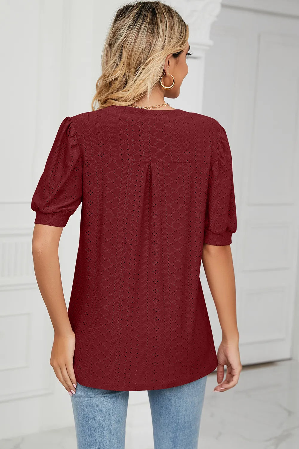 Casual V-neck solid color hollow bubble sleeve loose T-shirt top for women