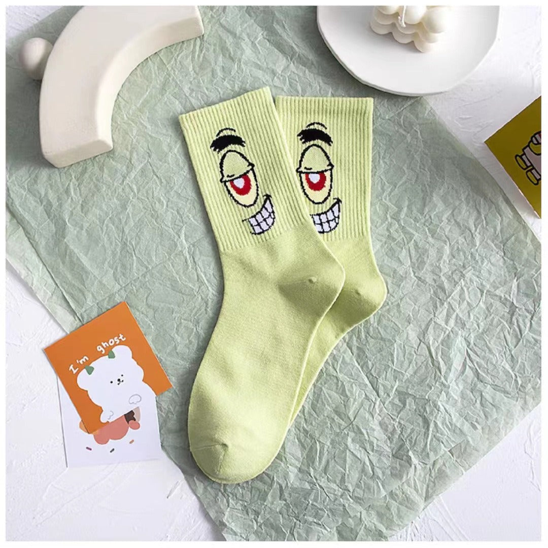 Colored cartoon long tube socks for autumn and winter SpongeBob SquarePants funny mid tube socks